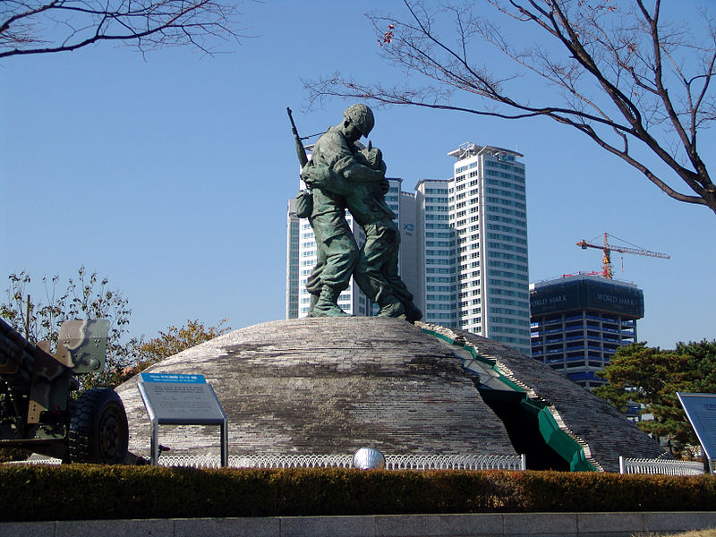 파일:형제의상.jpg