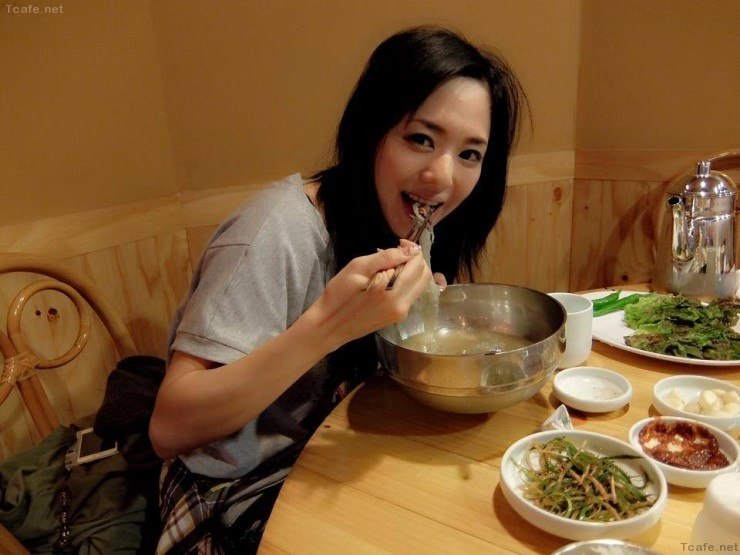 파일:친한파 아오이소라.jpg