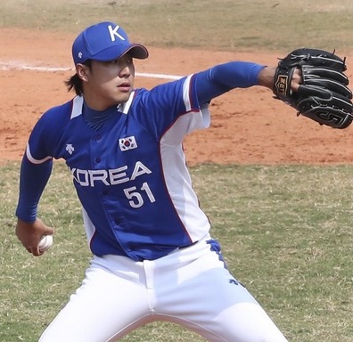 파일:국대충타니.jpg