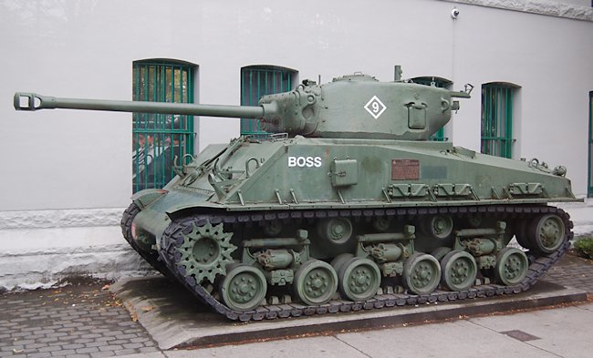 파일:M4A2 셔먼.jpg