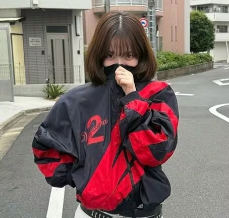 파일:카리나2번옷.jpeg