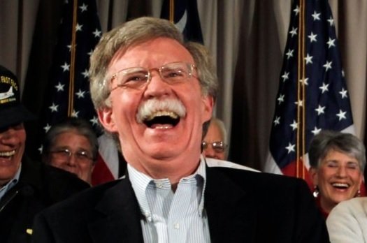 파일:존 볼턴 웃음.jpg
