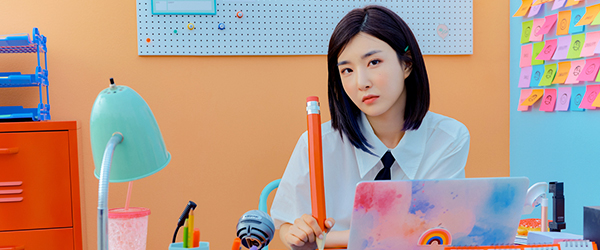 파일:유나summerqueen.jpg