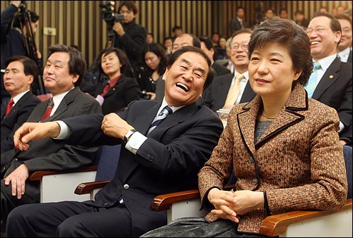 파일:충-성!.jpg