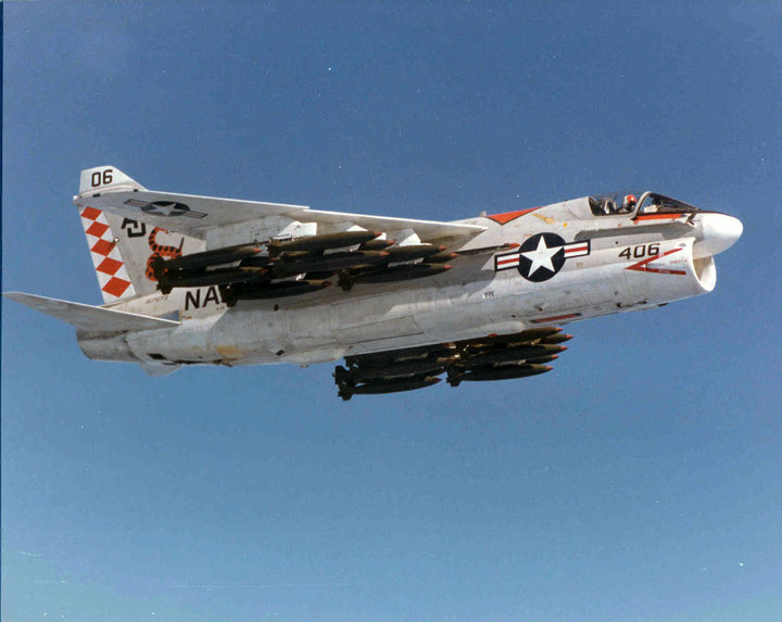 파일:A-7.jpg