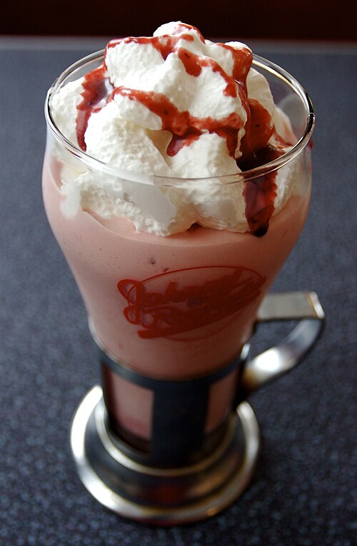 파일:Strawberry milkshake.jpg