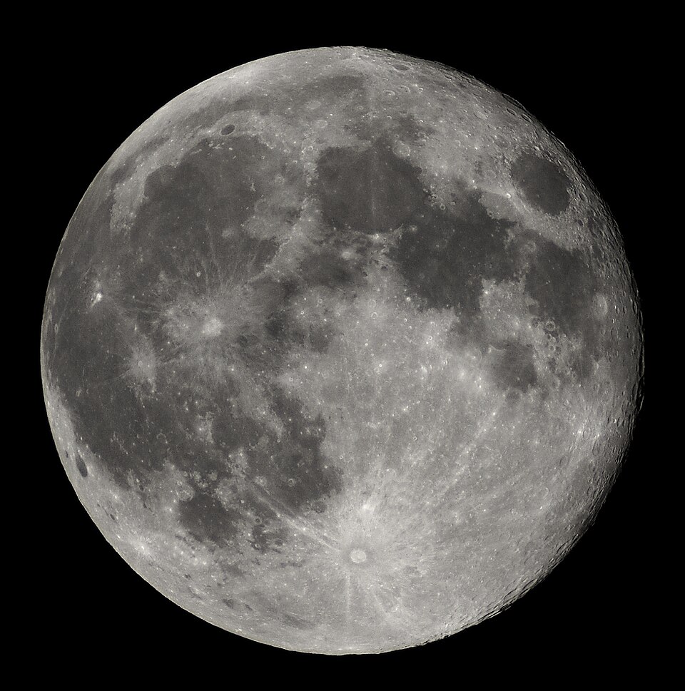 파일:Full Moon Luc Viatour.jpg