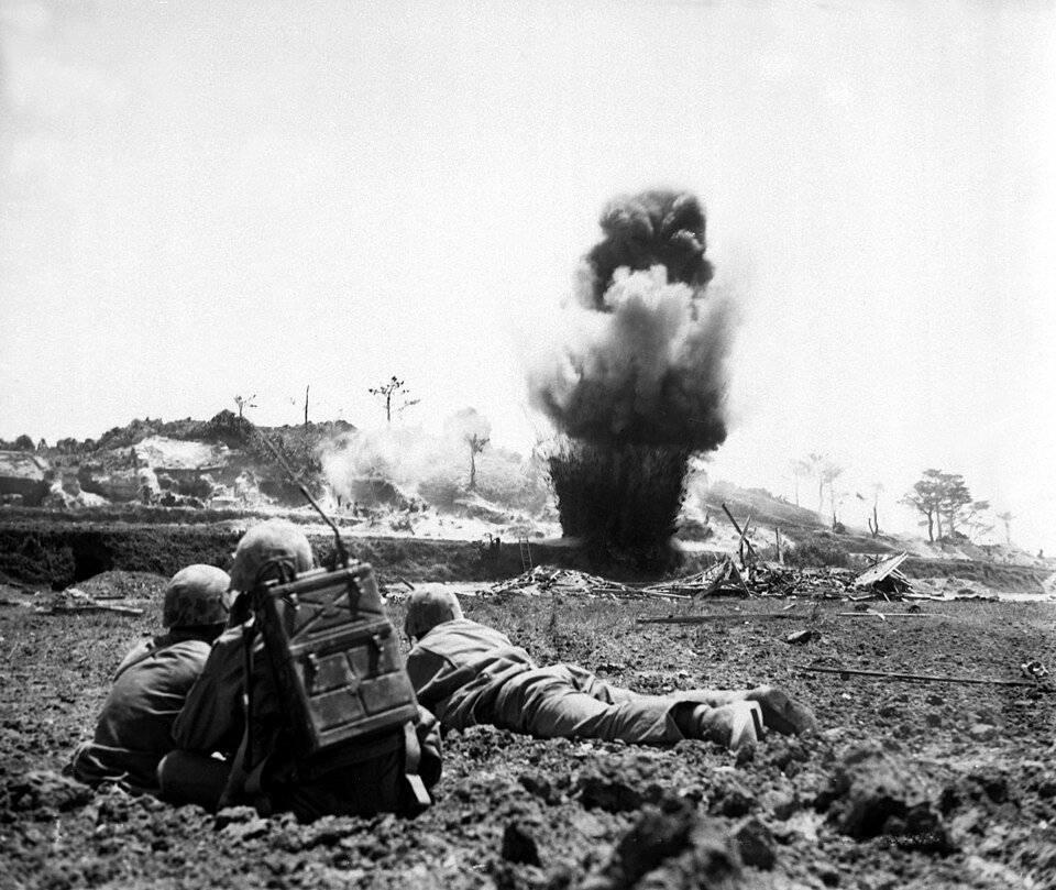 파일:OkinawaMarineCaveDemolition.jpg