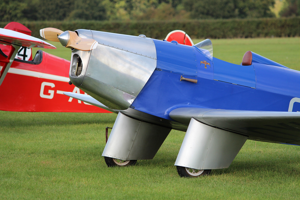 사진은 발터 마이크론을 단 칠턴 DW1A.