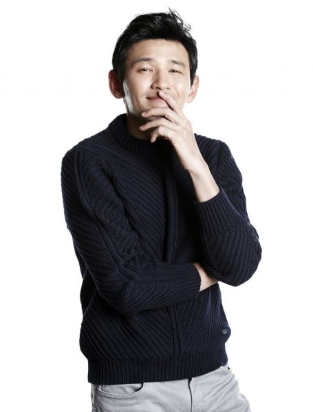 파일:황정민 남자배우.jpg