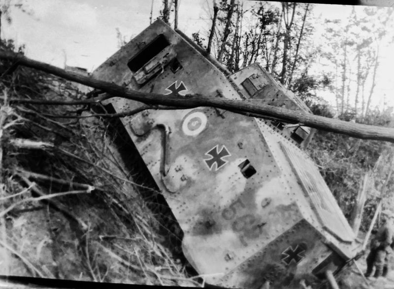 파일:A7V-562-1.jpg