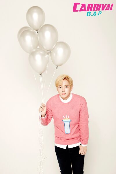 파일:HIM CHAN.jpg
