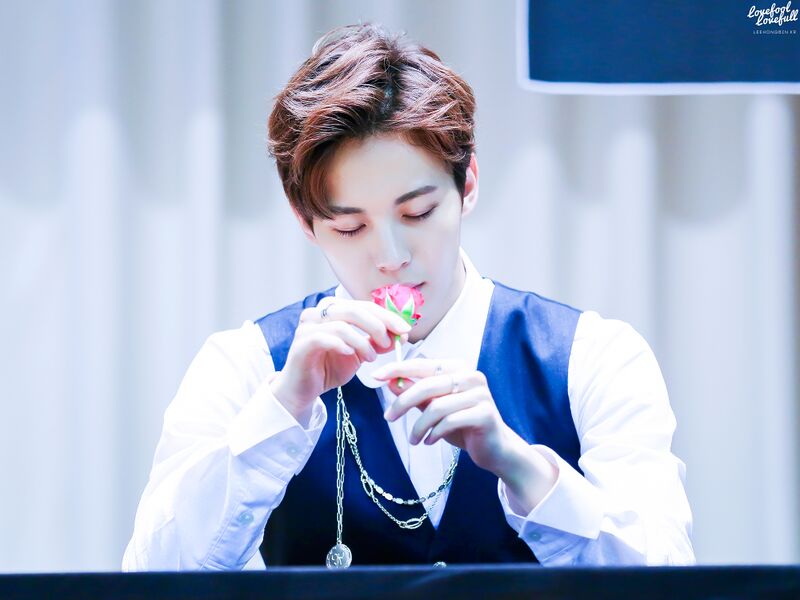 파일:Hongbin.jpg