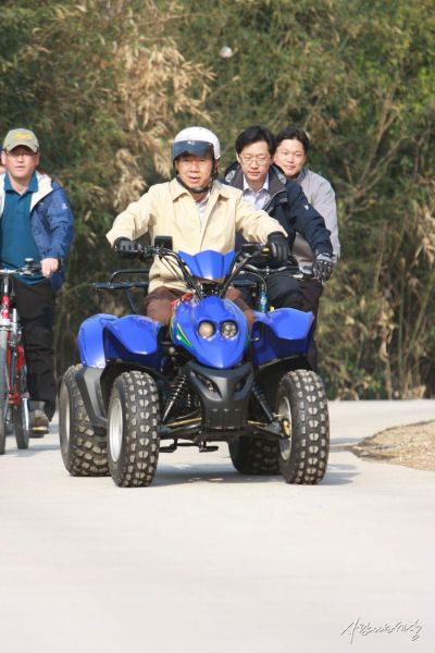 파일:노짱 오토바이.jpeg