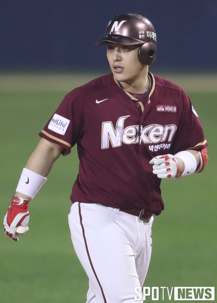파일:박동원2016.jpg