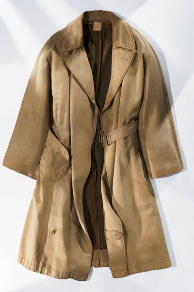 파일:London-style-etc burberry-trench-coat 800x1000.jpg