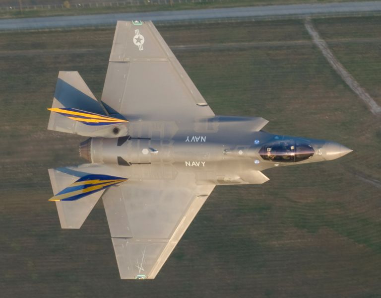 파일:F-35C.jpg