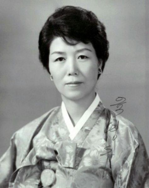 파일:육영수.jpg
