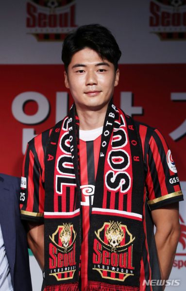 파일:서울 기성용.jpg