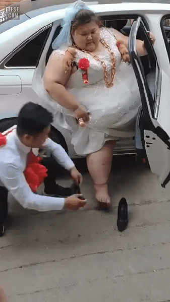 파일:짱깨의 결혼식.gif