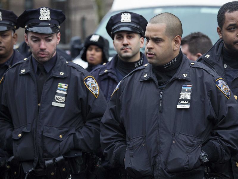 파일:The-nypd-slowdown-raises-questions-about-bill-de-blasios-big-police-reform-promises.jpg