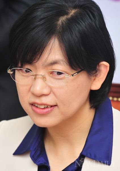 파일:리정희.jpg