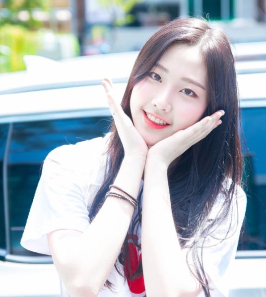 파일:청순나윤.jpg