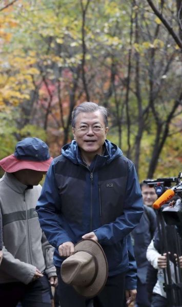 파일:등산하는 재앙이.jpeg