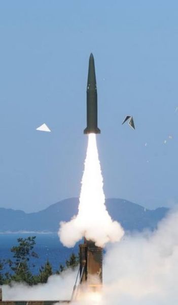 파일:현무2 미사일.jpg