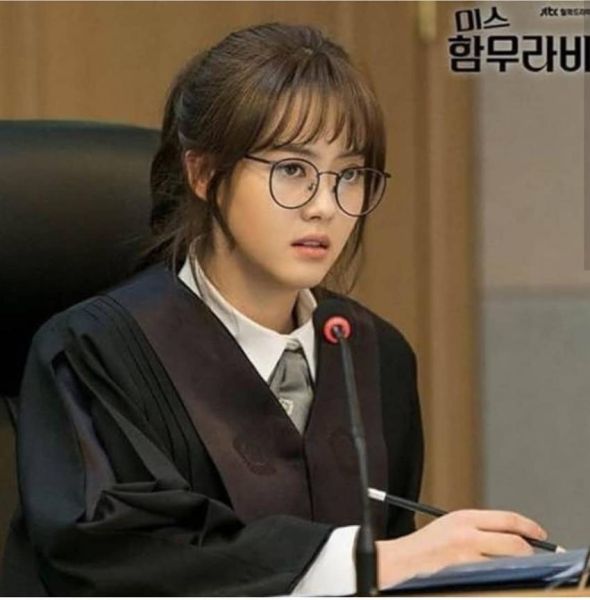 파일:판사아라.jpeg
