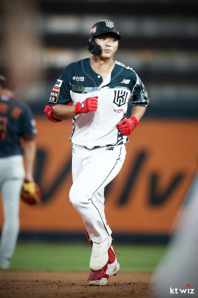 파일:김태훈투수.jpg