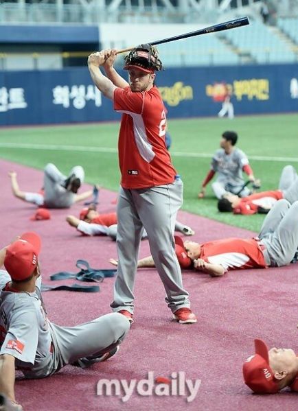 파일:켈리시위.jpg