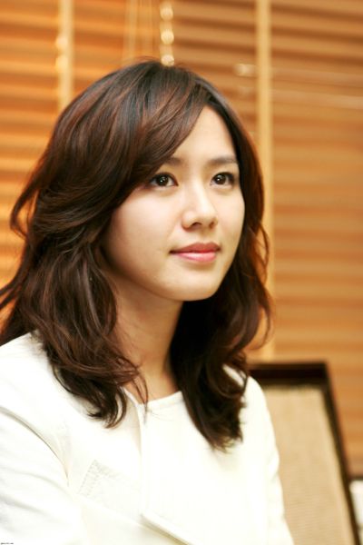 파일:손에진.jpg