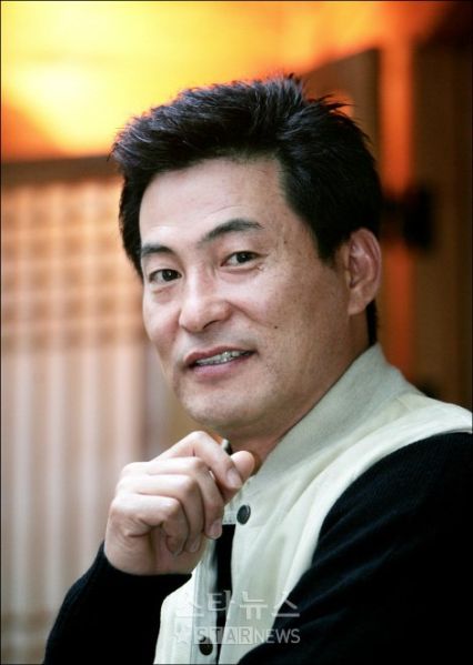 파일:이한위.jpeg