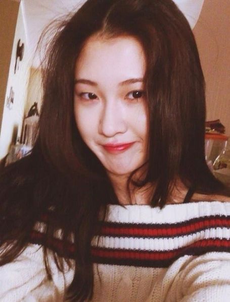 파일:백예린.jpg