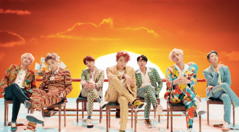 파일:BTS IDOL.png