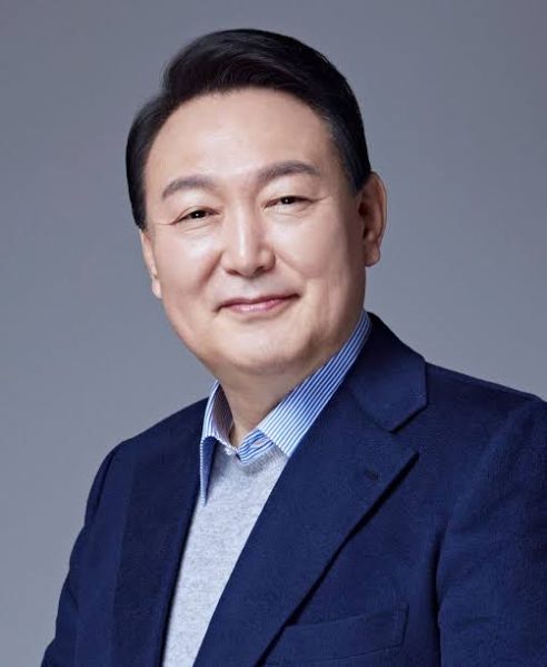 파일:윤석열.jpeg