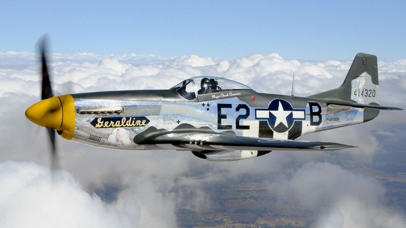 파일:P-51 머스탱.jpg
